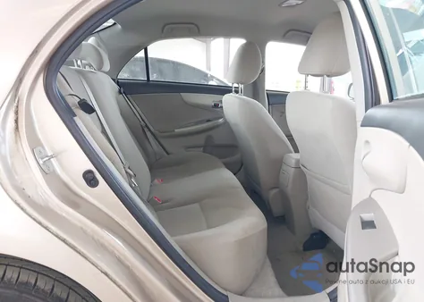 2013 Toyota Corolla Le z USA, uszkodzony, nr VIN 2T1BU4EE4DC989280